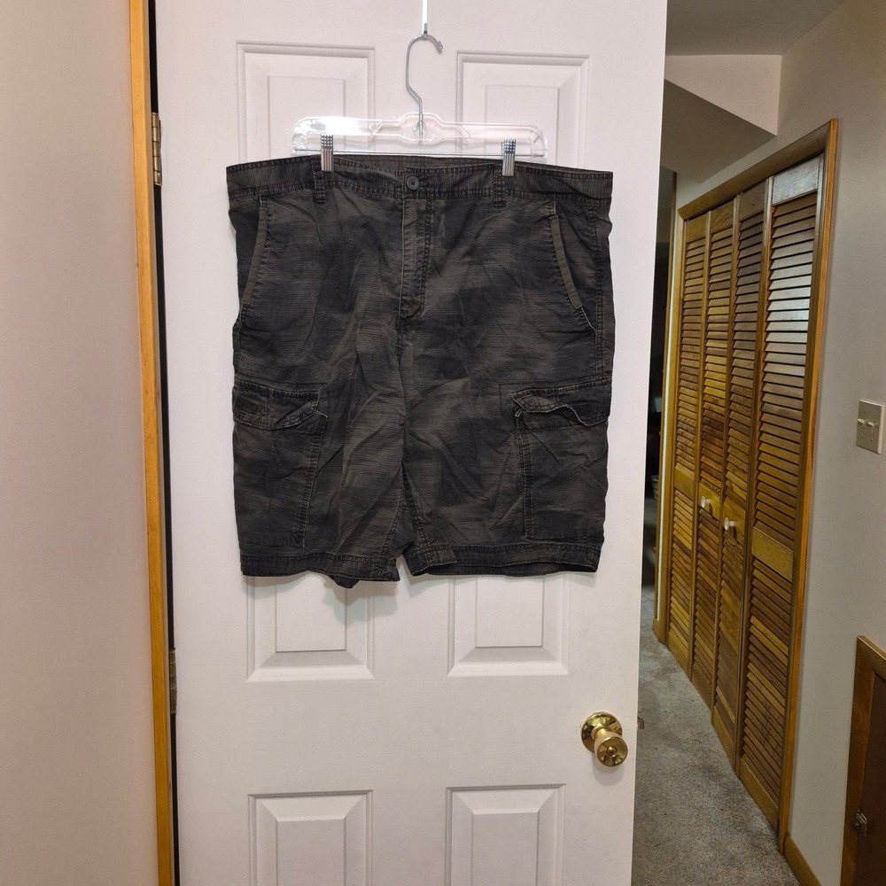 Faded Glory Men Cargo Shorts Size 42 Gray Striped Cotton Utility Workwear Casual
